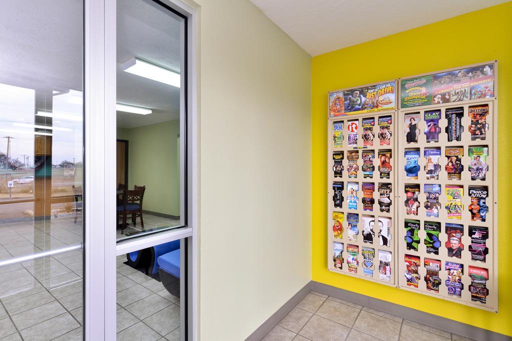 Americas Best Value Inn - Seymour Екстериор снимка