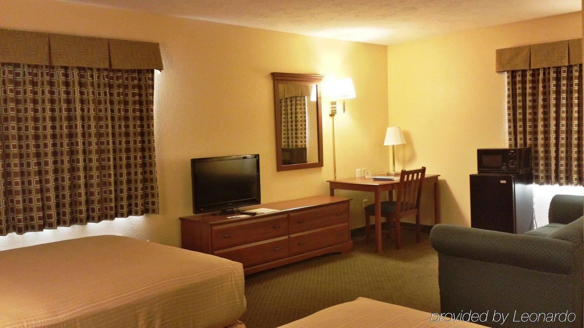 Americas Best Value Inn - Seymour Екстериор снимка